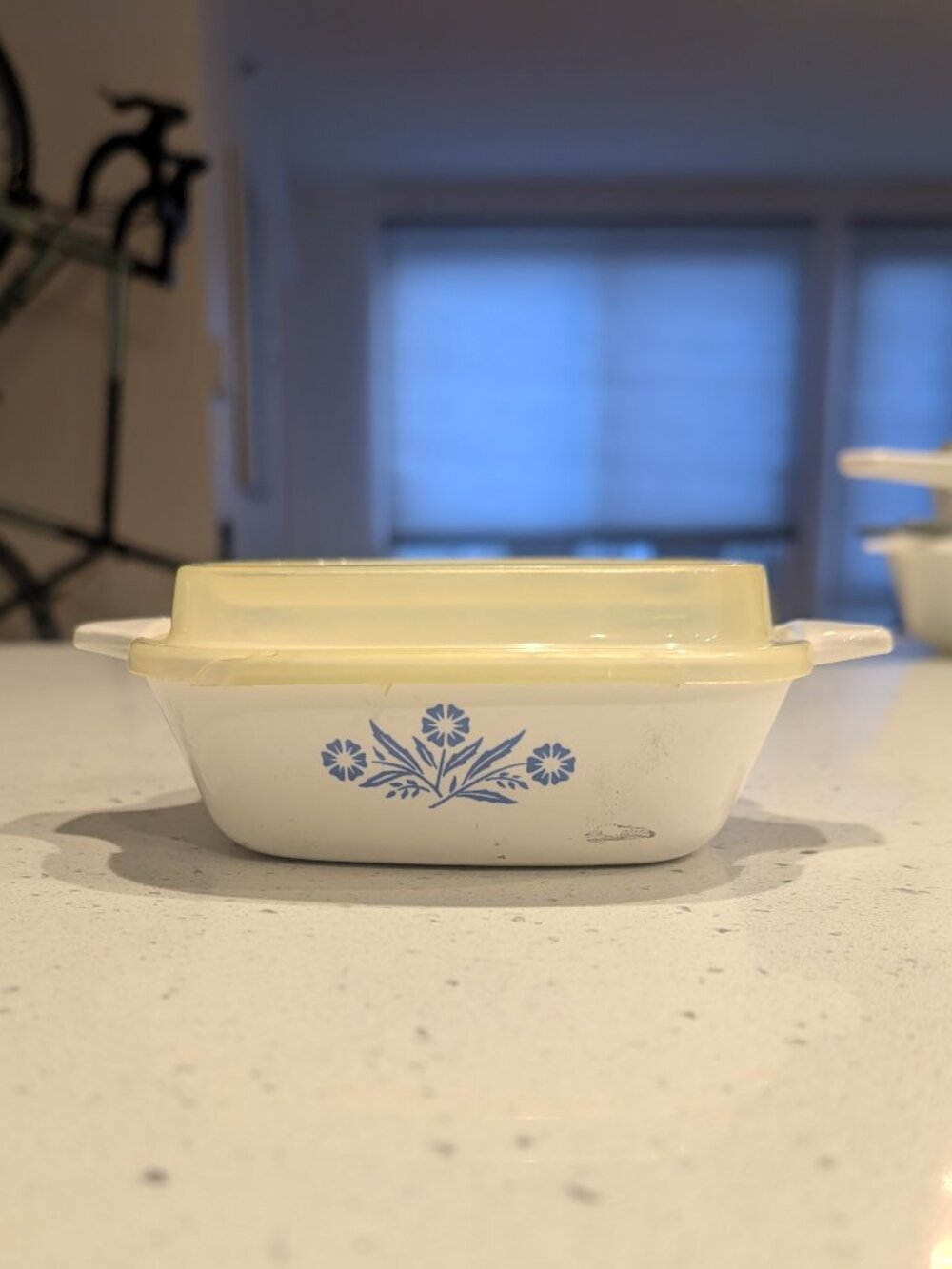 Vintage CorningWare - Blue Cornflower Mini Casserole Dish with lid